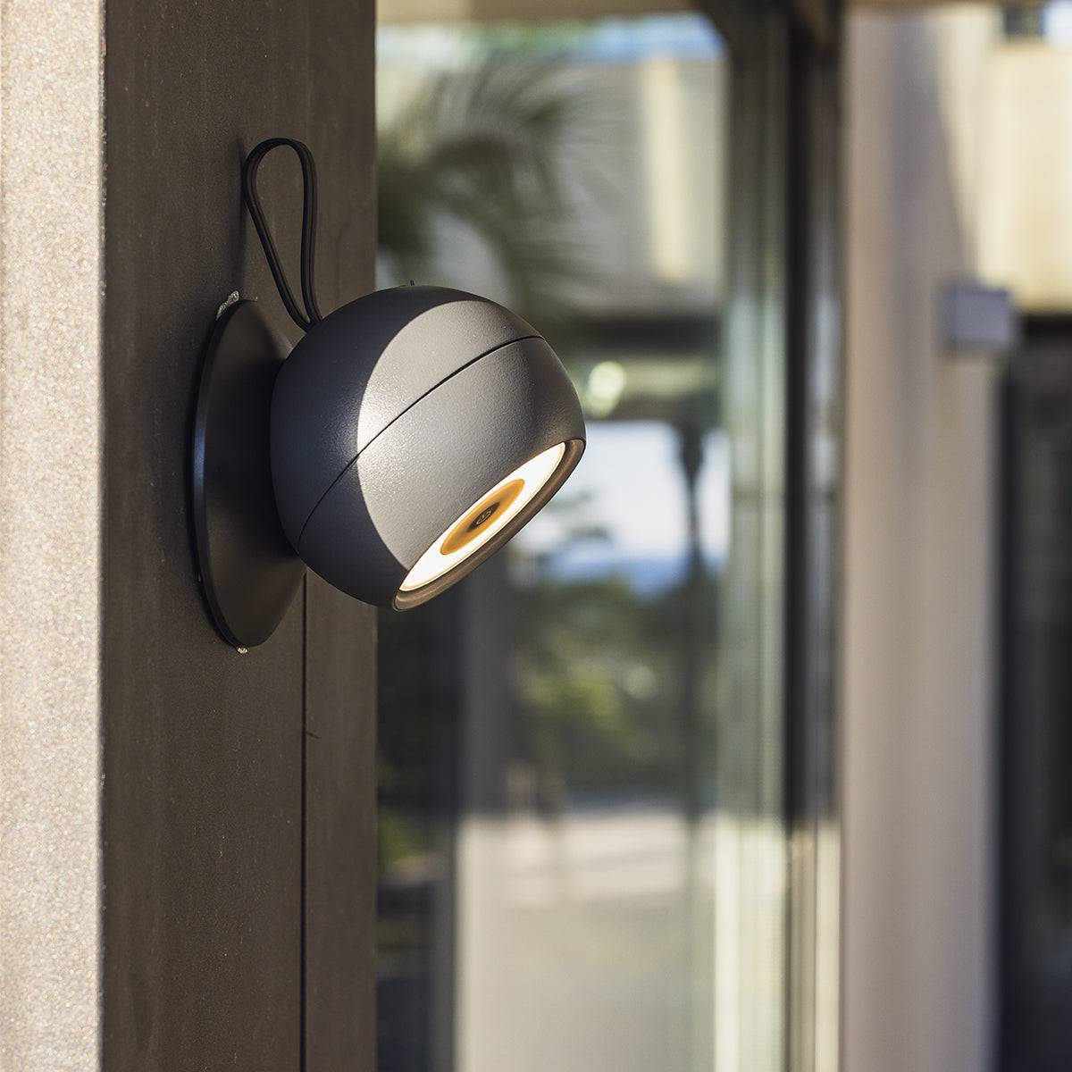 Lumisky - Lampe nomade ORBY Noir Aluminium H14.5 cm - Imagen 3
