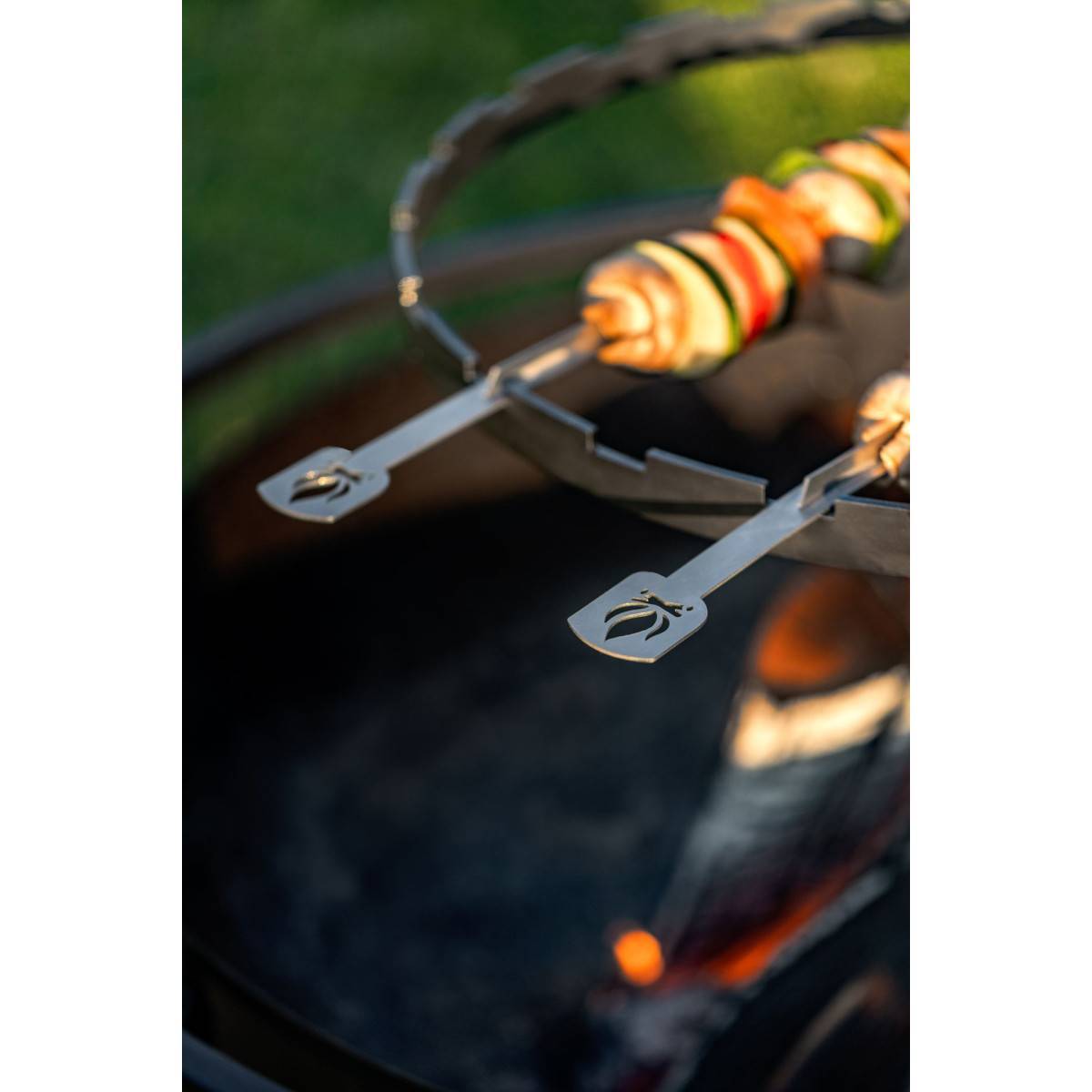 Divers - Cerceau à Brochettes pour Grillades sur Brasero "BANDITO" et "MONTANA X - Imagen 3