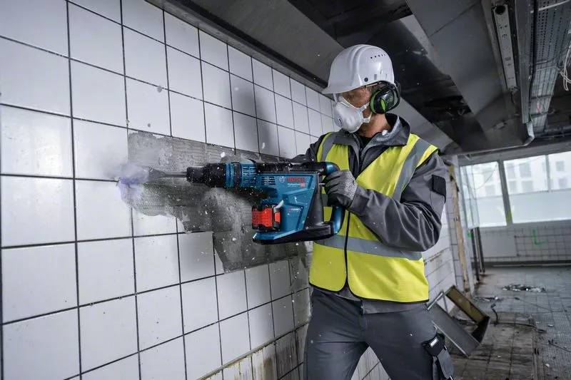 Bosch - Perforateur BOSCH Professional GBH 18V-40 C Bi+Turbo 9 J - Sans batterie, ni chargeur - Coffret L-BOXX- 0611917100 - Image 3
