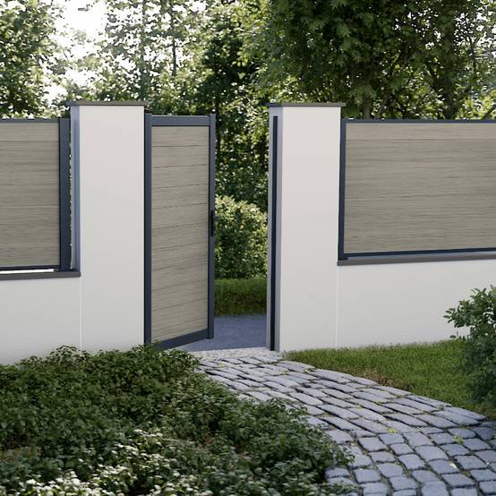 Kit Portillon Composite CRUZ Argent - Hauteur : 183cm - Largeur max : 120 cm - Largeur ajustable - Compatible clôture CRUZ - Image 1