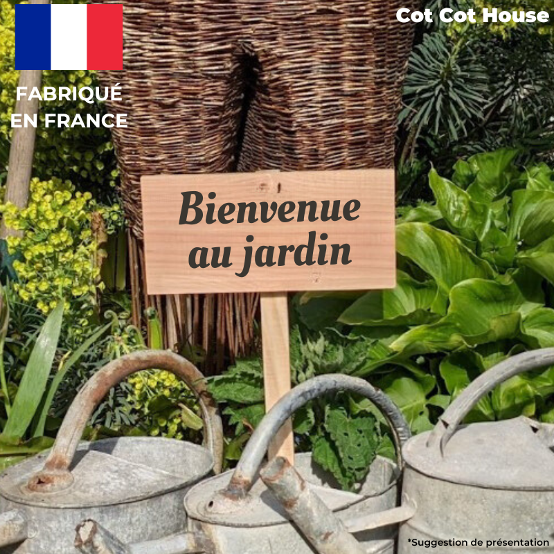 Pancarte en bois gravée extérieur déco - 08 - « bienvenue au jardin » - Cot Cot House - Image 1