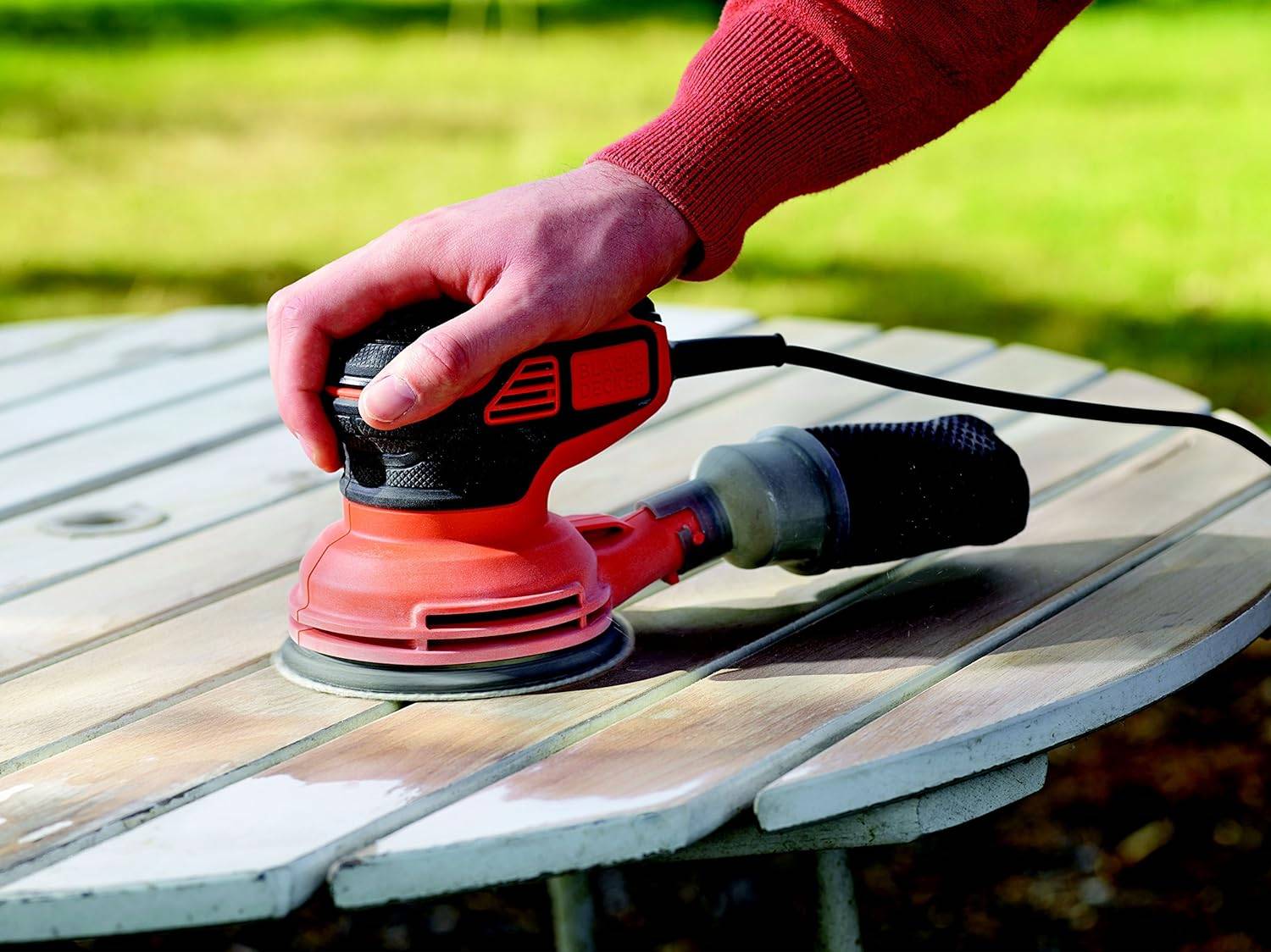 Ponceuse excentrique filaire 240 W Ø 125 mm - BLACK+DECKER - KA199-S - Image 3