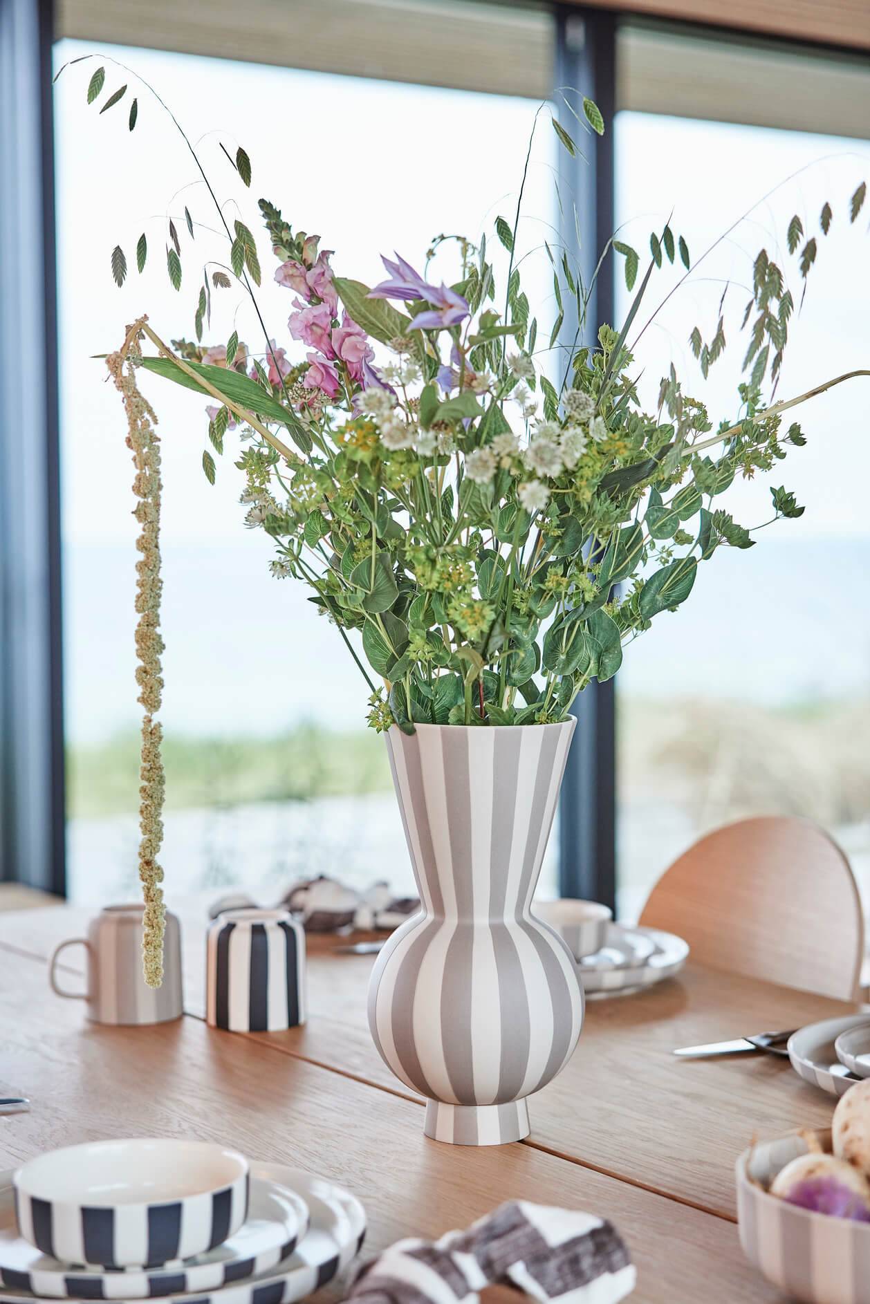 Vase beige grès Living - Image 2