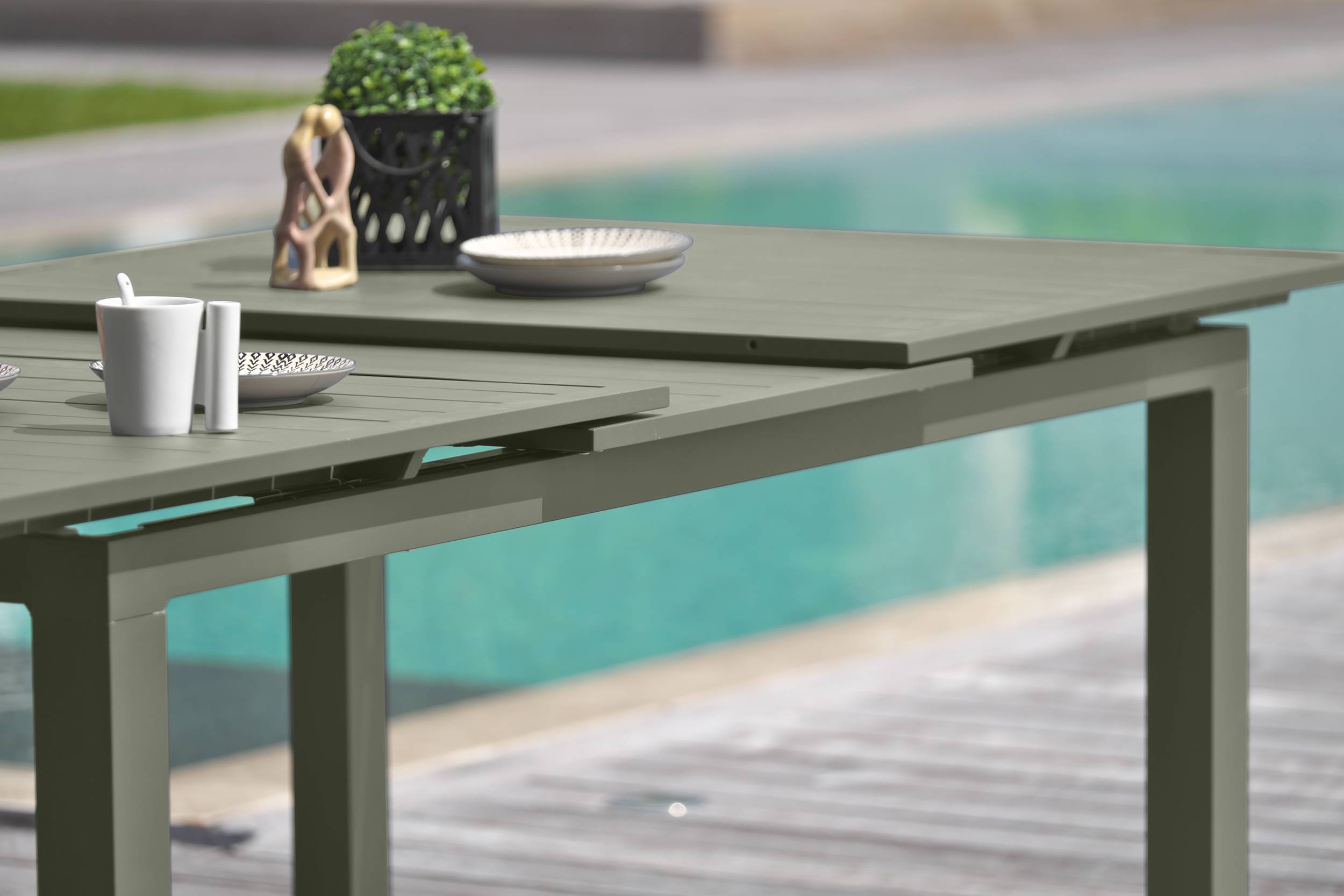 Dcb Garden - Table de jardin MIAMI 240/300 cm en aluminium kaki - DCB GARDEN - Imagen 2