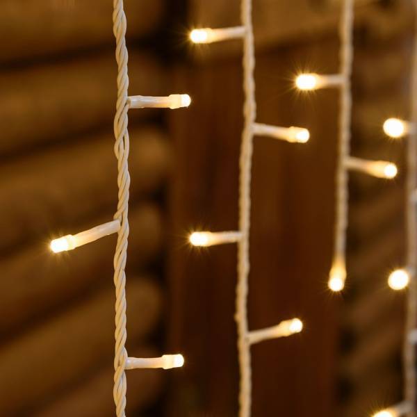 Lotti - Guirlande stalactite effet chute de neige 4 mètres H120cm 480 LED blanc chaud câble blanc Lotti - Imagen 4
