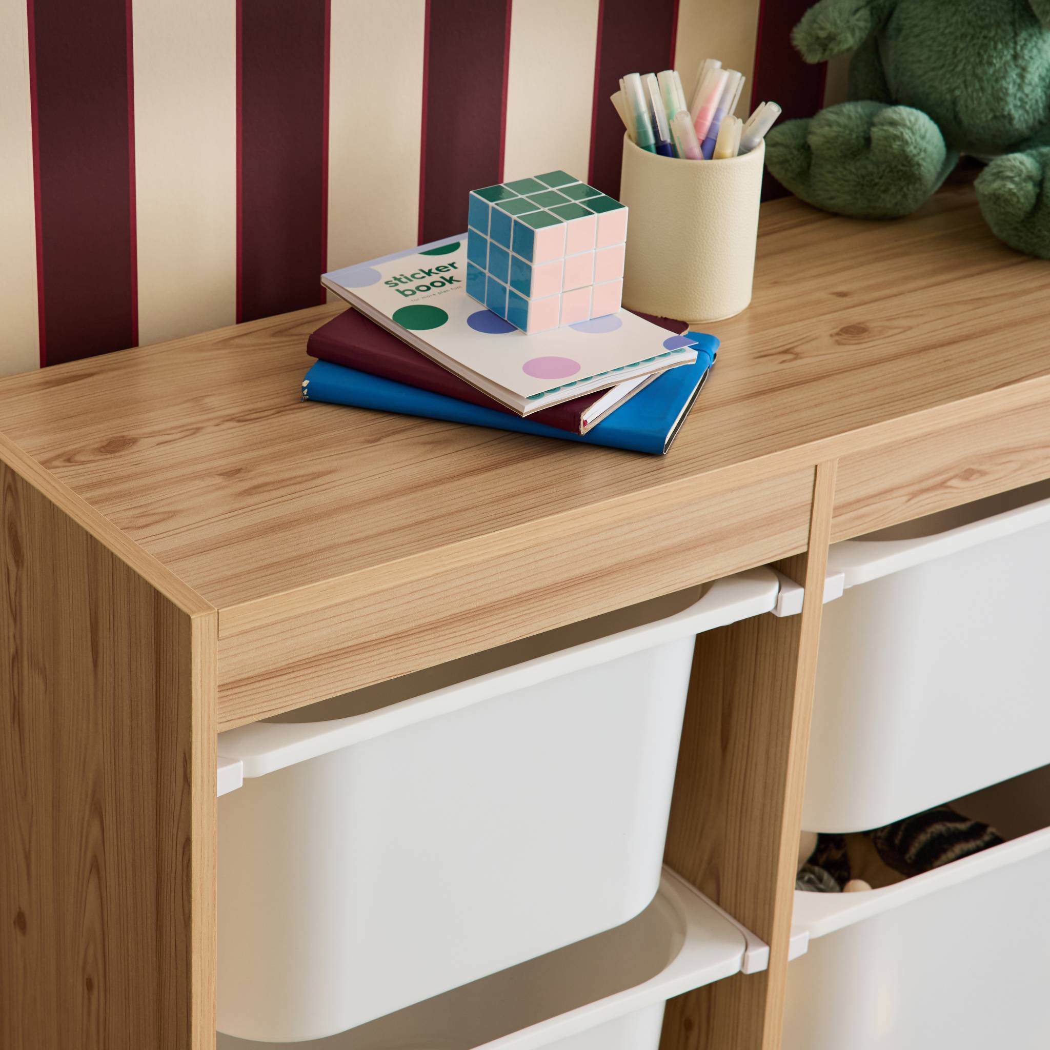 sweeek - Meuble de rangement enfant. naturel. 6 bacs de rangement en plastique  | sweeek - Image 5
