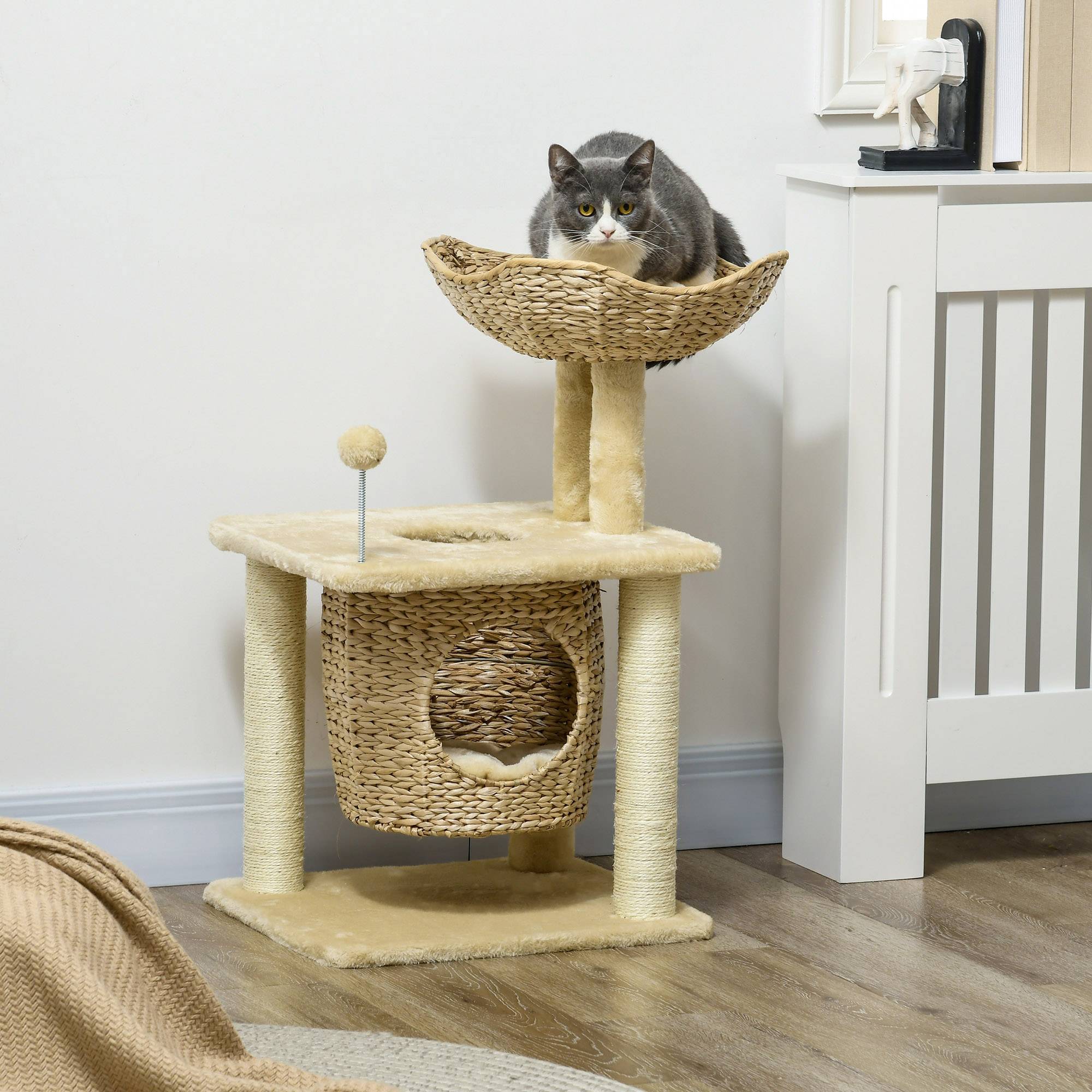 Arbre à chat bois sisal intérieur quenouille tressée panier 45x40x74cm beige - ComfortXL Outdoor Living - Image 3
