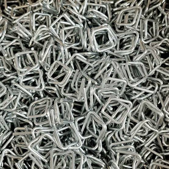 Lot de 500 Boucles BC pour Feuillard de cerclage 13 mm - Qualité PRO - Boucles autobloquantes en acier galvanisé TECPLAST - Imagen 4