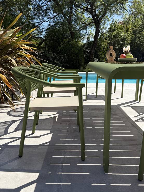 Dcb Garden - Ensemble repas de jardin en aluminium 8 places - Vert olive - HANOI - Image 3