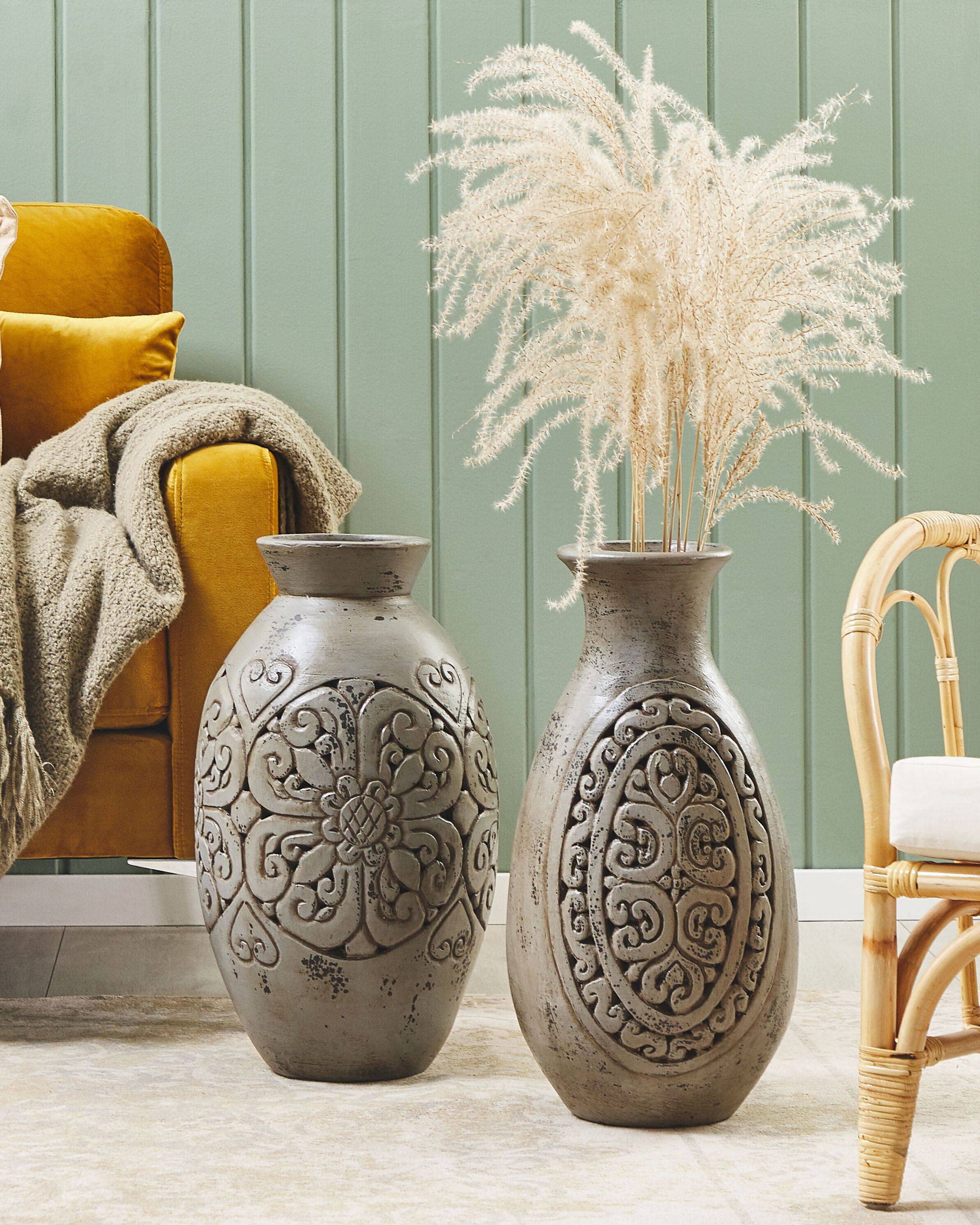 Beliani - Vase décoratif Terre cuite Gris MEGARA - 26x26x51- Beliani - Image 1