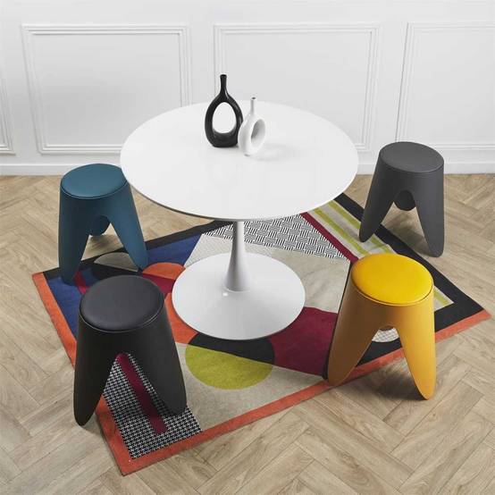Tabouret Gris Tulipe en Polypropylène Empilable Ø46 cm - QARIS - Image 8