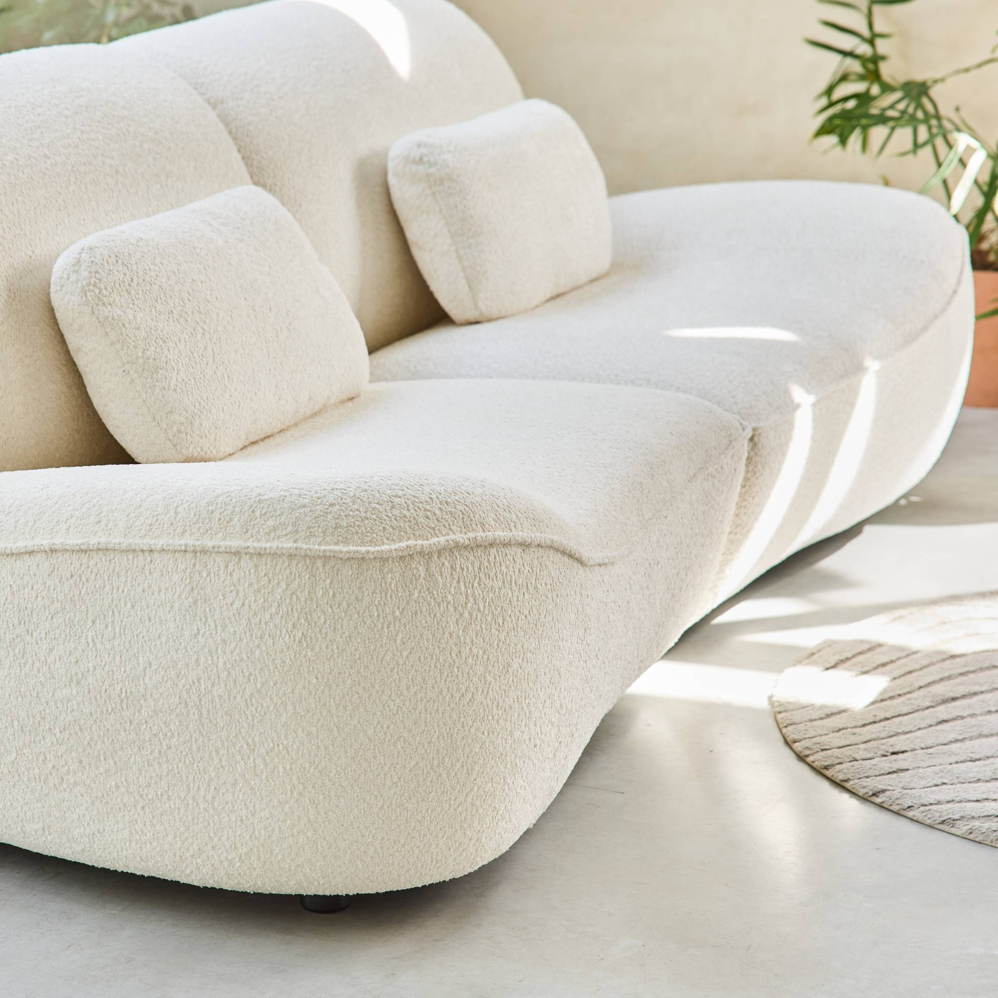 sweeek - Canapé 3 places en bouclette blanche L 265 x P 114 x H 85cm - Nia | sweeek - Image 4