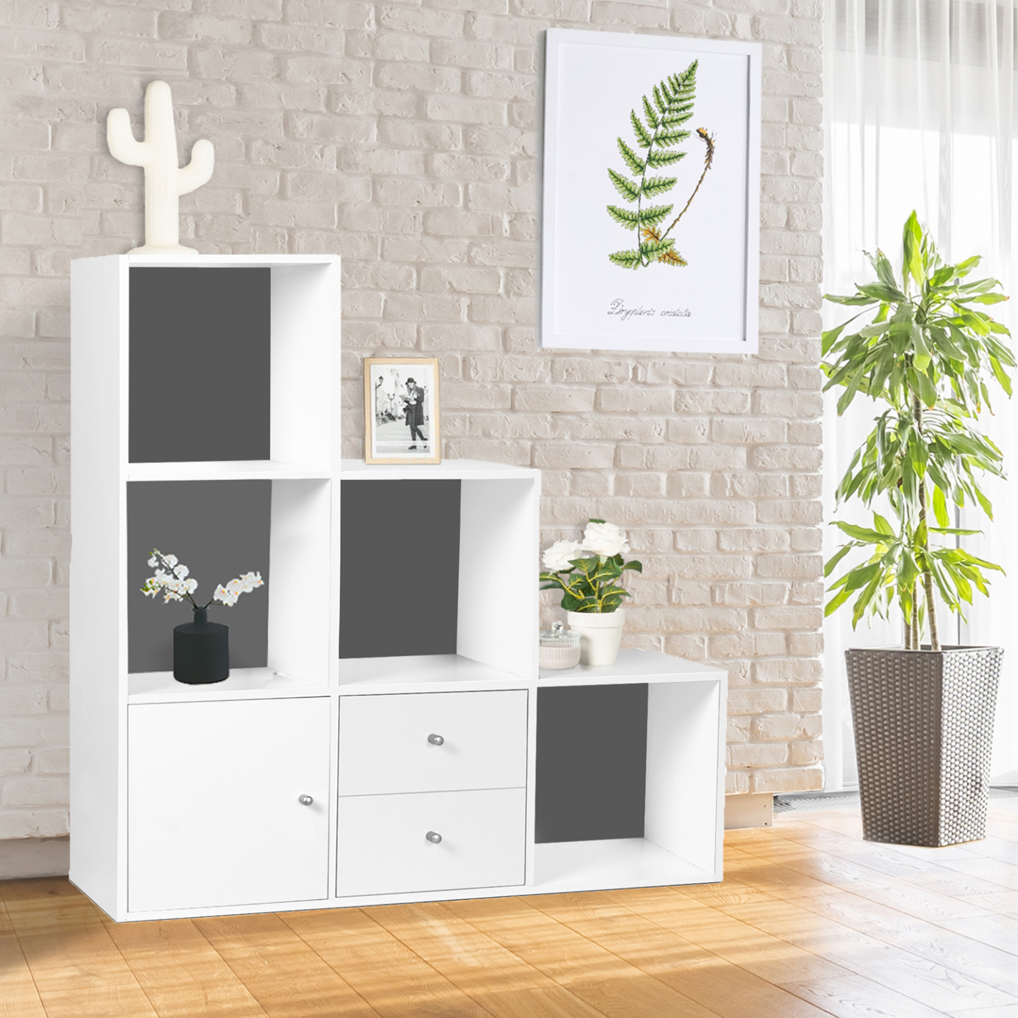 Meuble de rangement en escalier LIAM 3 niveaux bois blanc fond gris avec porte et tiroirs - Image 1