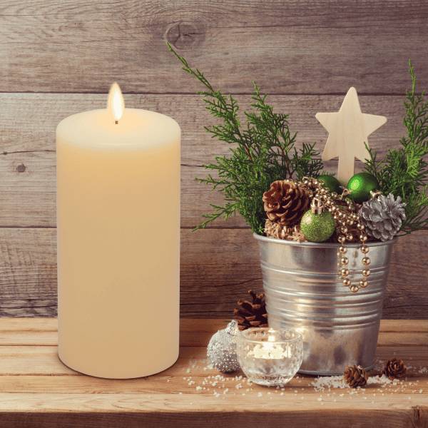 Bougie lumineuse LED cylindrique en cire ivoire flamme vacillante piles 15cm Timer blanc chaud Lotti - Image 2