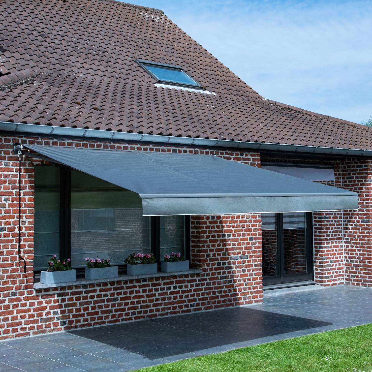 Happy Garden - Store banne SAULE 3,5 × 3m - Toile rayée blanche/grise et structure blanche - HAPPY GARDEN - Imagen 5