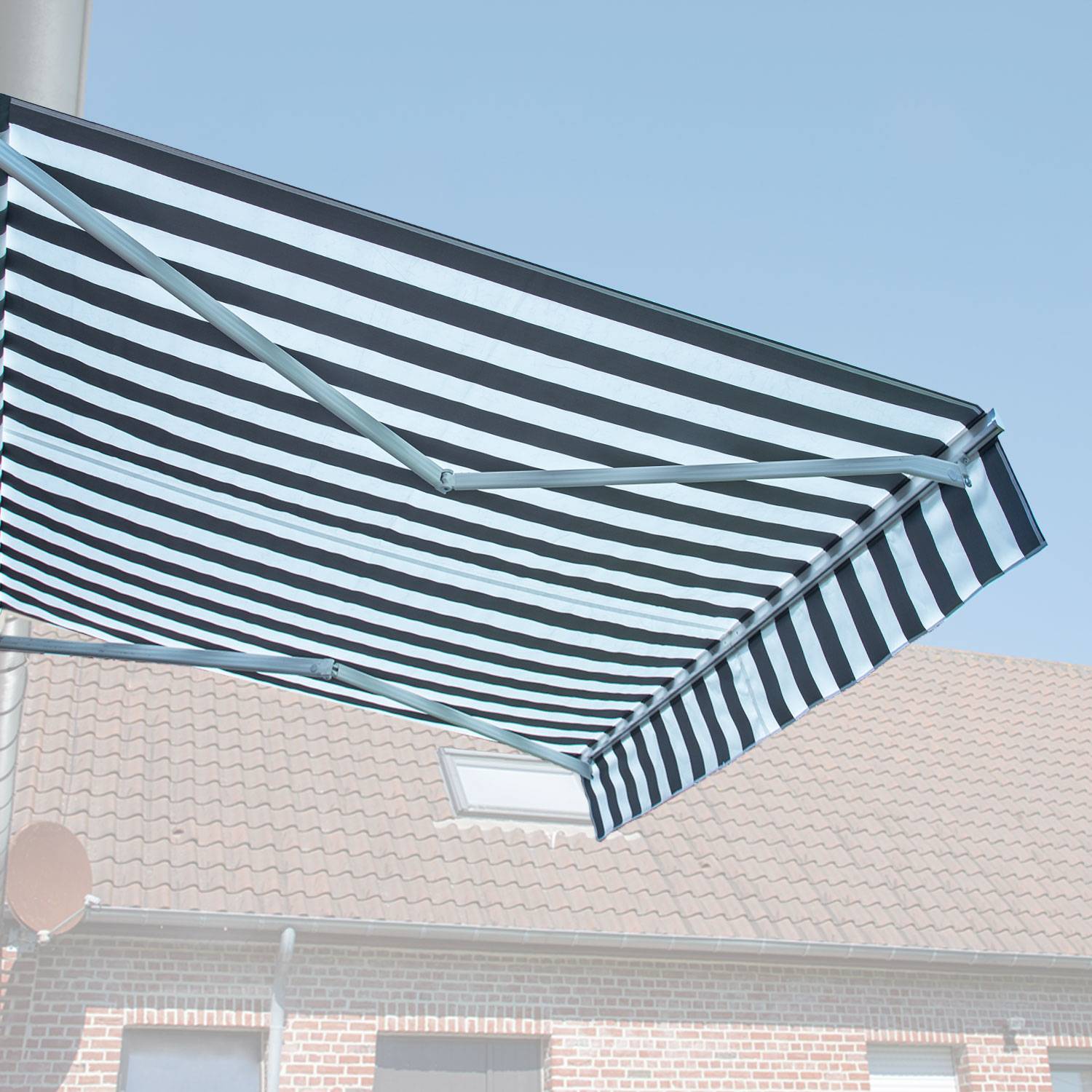 Happy Garden - Store banne SAULE 3,5 × 3m - Toile rayée blanche/grise et structure blanche - HAPPY GARDEN - Imagen 2