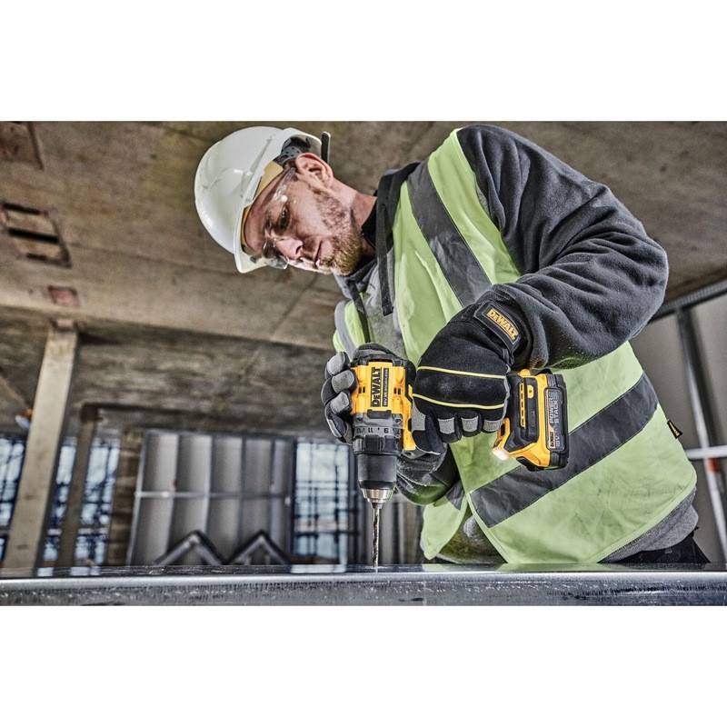 Perceuse visseuse 18V 90 Nm - DEWALT - avec 2 batteries 18V 5.0Ah - chargeur - coffret - DCD800H2T-QW - Image 4