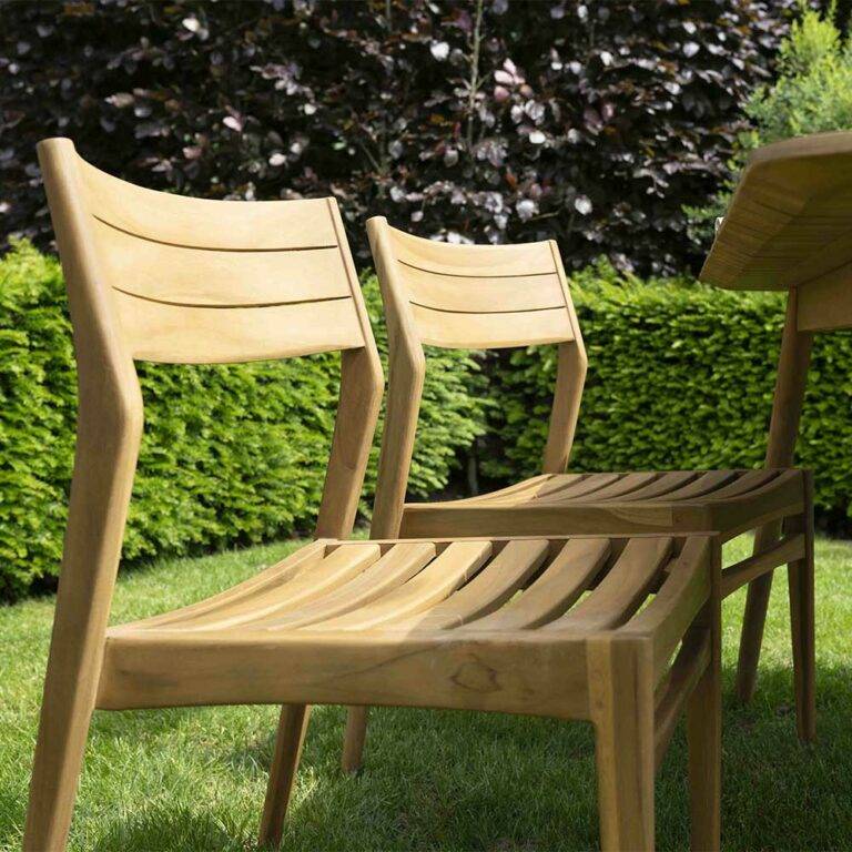 Wilsa Garden - Salon de jardin bois teck 4/6 places avec 4 chaises NAPLES - Imagen 4