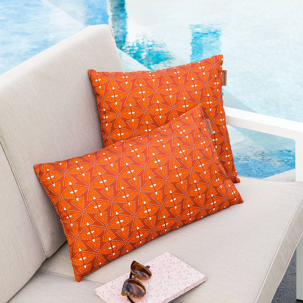 Hesperide - Coussin déco d extérieur "Adiya" ambre 50x30cm en polyester Hespéride - Imagen 4