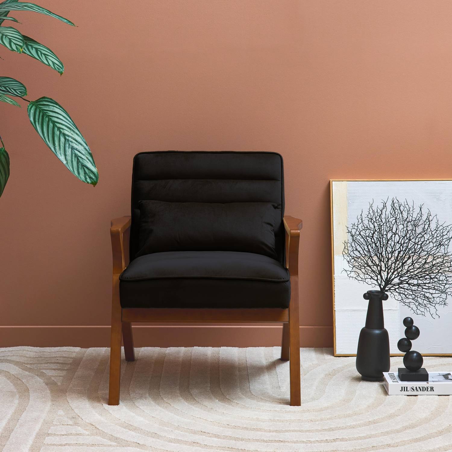 sweeek - Fauteuil scandinave bois d'hévéa et velours noir | sweeek - Image 1