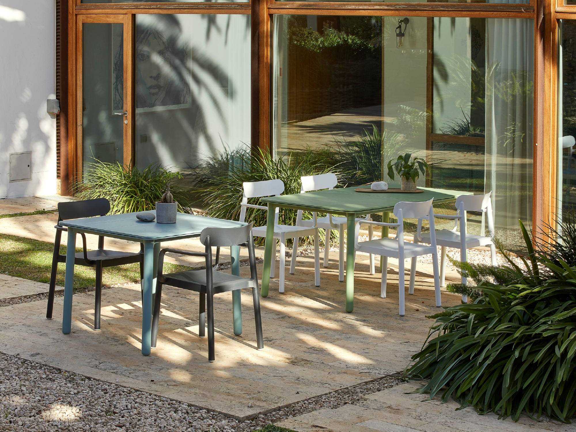 Table rectangulaire recyclée extérieur 160x90 jaune feu NOA garbar - Image 5