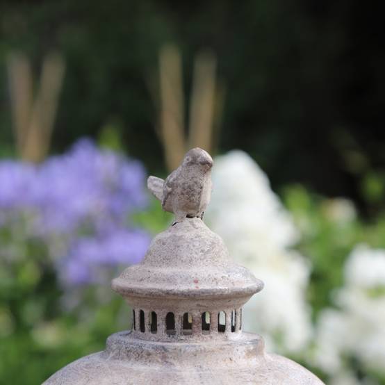Mangeoire à oiseaux abreuvoir sur pied pique jardin métal gris 140cm Chemin de campagne - Imagen 5