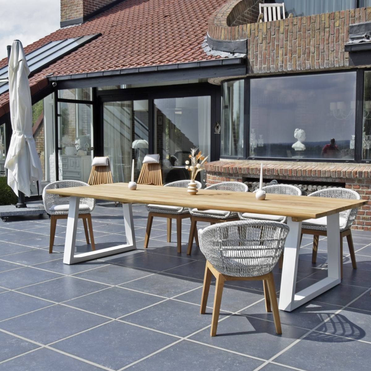 Gecko Jardin - Table en aluminium blanc et teck massif 300 cm, Mucen - Gecko Jardin - Imagen 1