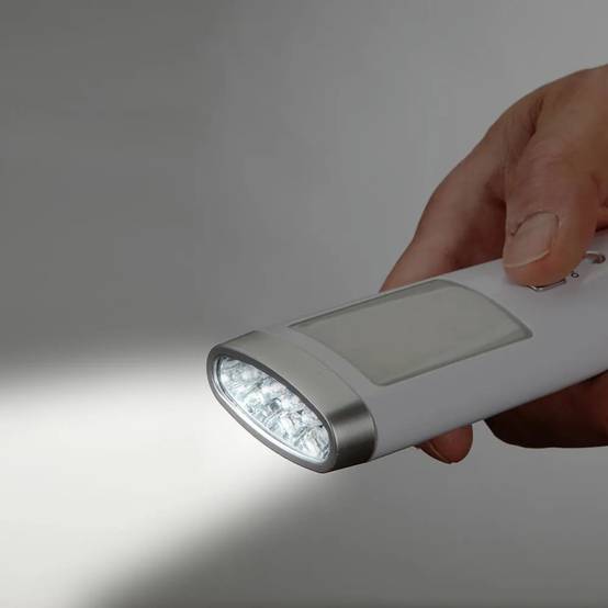 Lampe Torche LED Détecteur De Mouvement - 15 LED Puissantes 5 LED Poche Rechargeable Sur Socle Sécurité Escaliers Couloirs Maison - Image 9