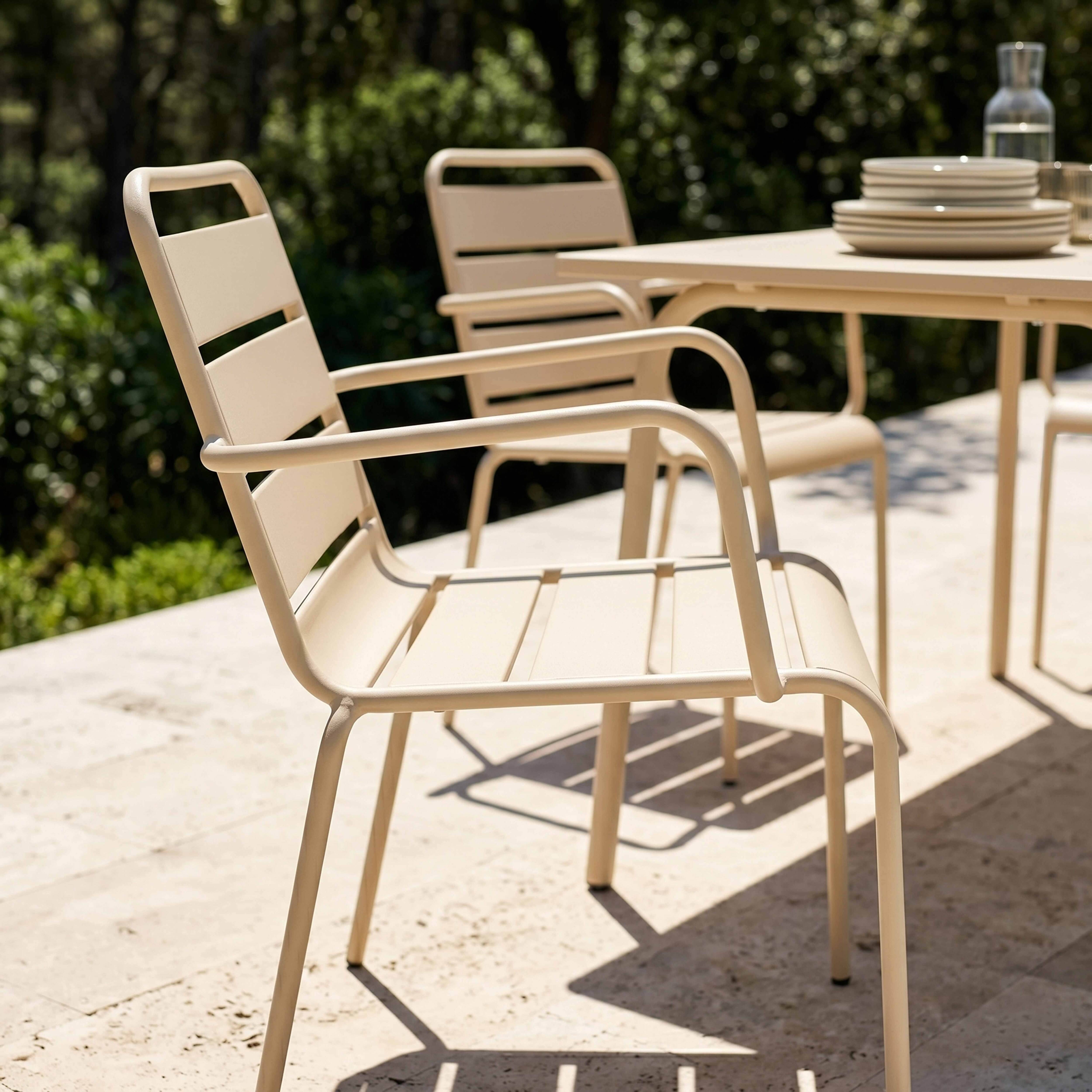 Oviala - Ensemble table de jardin et 4 fauteuils en métal ivoire Palavas - Oviala - Imagen 4