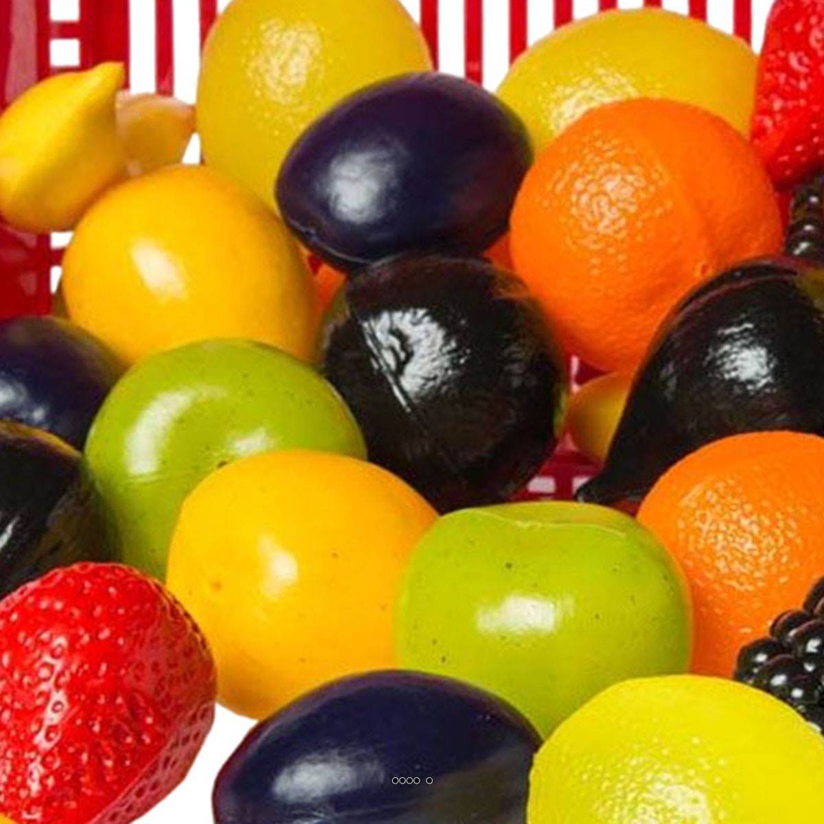 Artificielles - Panier de 27 petits fruits artificiels assortis en Plastique soufflé - Imagen 3