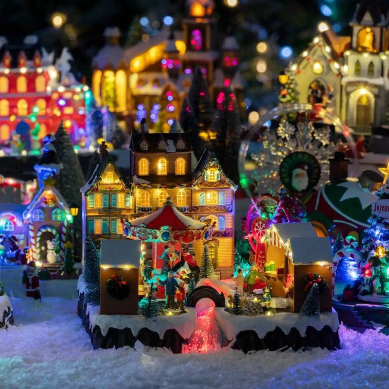 Personnage de Noël avec cadeau de Noël | Vecteur Gratuite