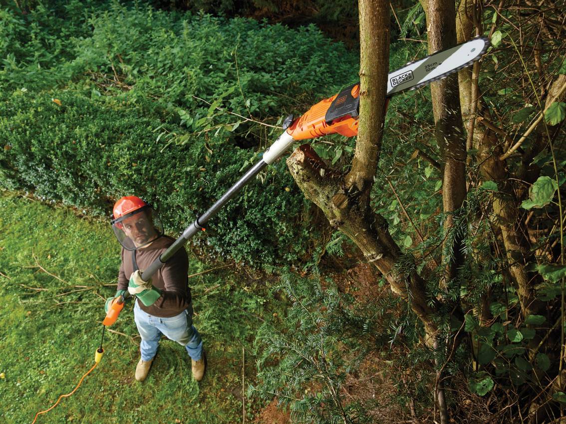 Black & Decker - PS7525-QS Elagueur sur perche filaire - 800 W - Vitesse 11 m/s - Manche de 1,74 m à 2,44m - Branche Ø = 17cm - Guide de 25 cm - Image 5