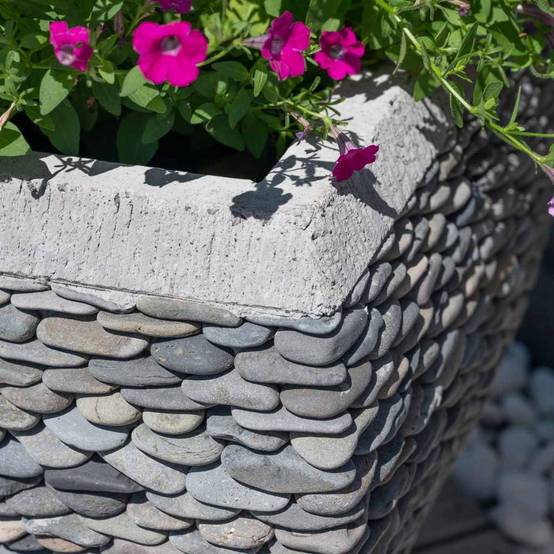 Wanda COLLECTION - Pot bac jardinière galbé galet hauteur 50cm jardin zen - Image 7