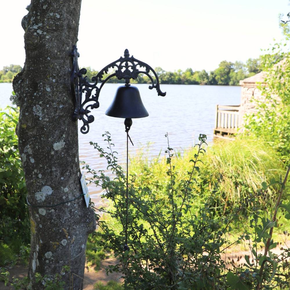 Cloche de jardin de porte ancienne fonte noire 25 x 26 cm Chemin de campagne - Image 2