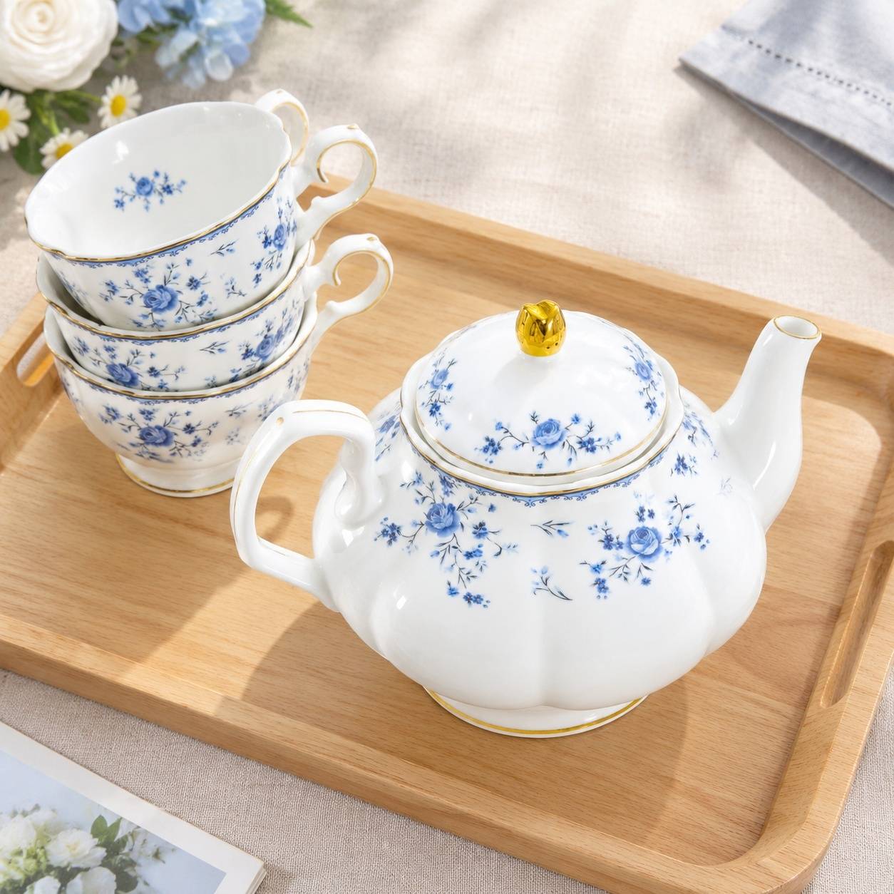 Service à Thé en Porcelaine pour Femme Bleu et Blanc 19 Pièces - Image 3