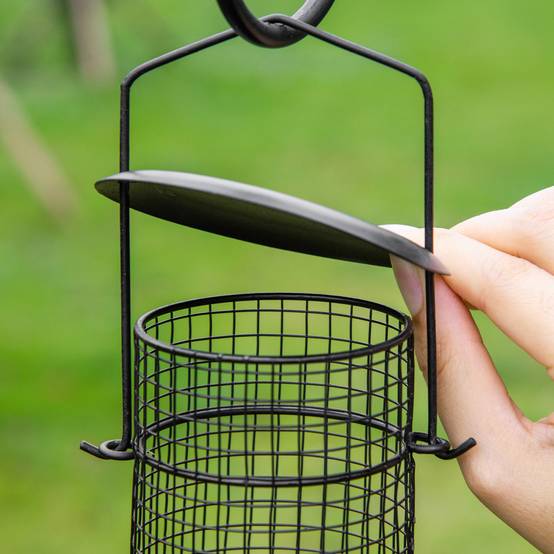 Station nourrissage oiseaux acier 4 crochets 3 mangeoires incluses 208cm noir - ComfortXL Outdoor Living - Image 9
