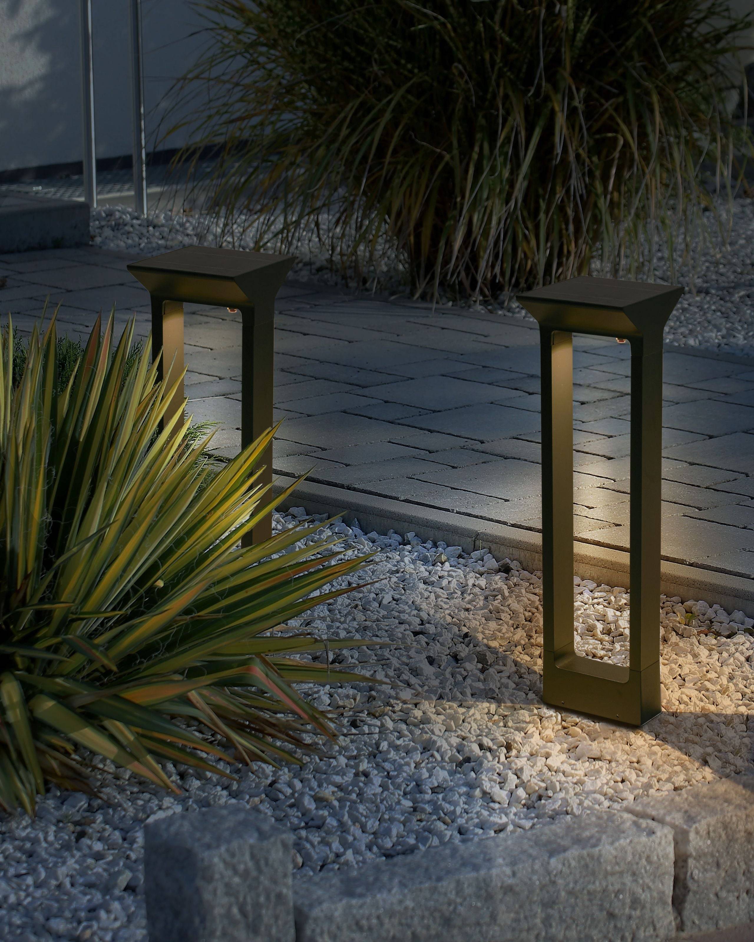 Beliani - Borne Lumineuse Aluminium Noir MALDEN - 17x17x60- Beliani - Image 1
