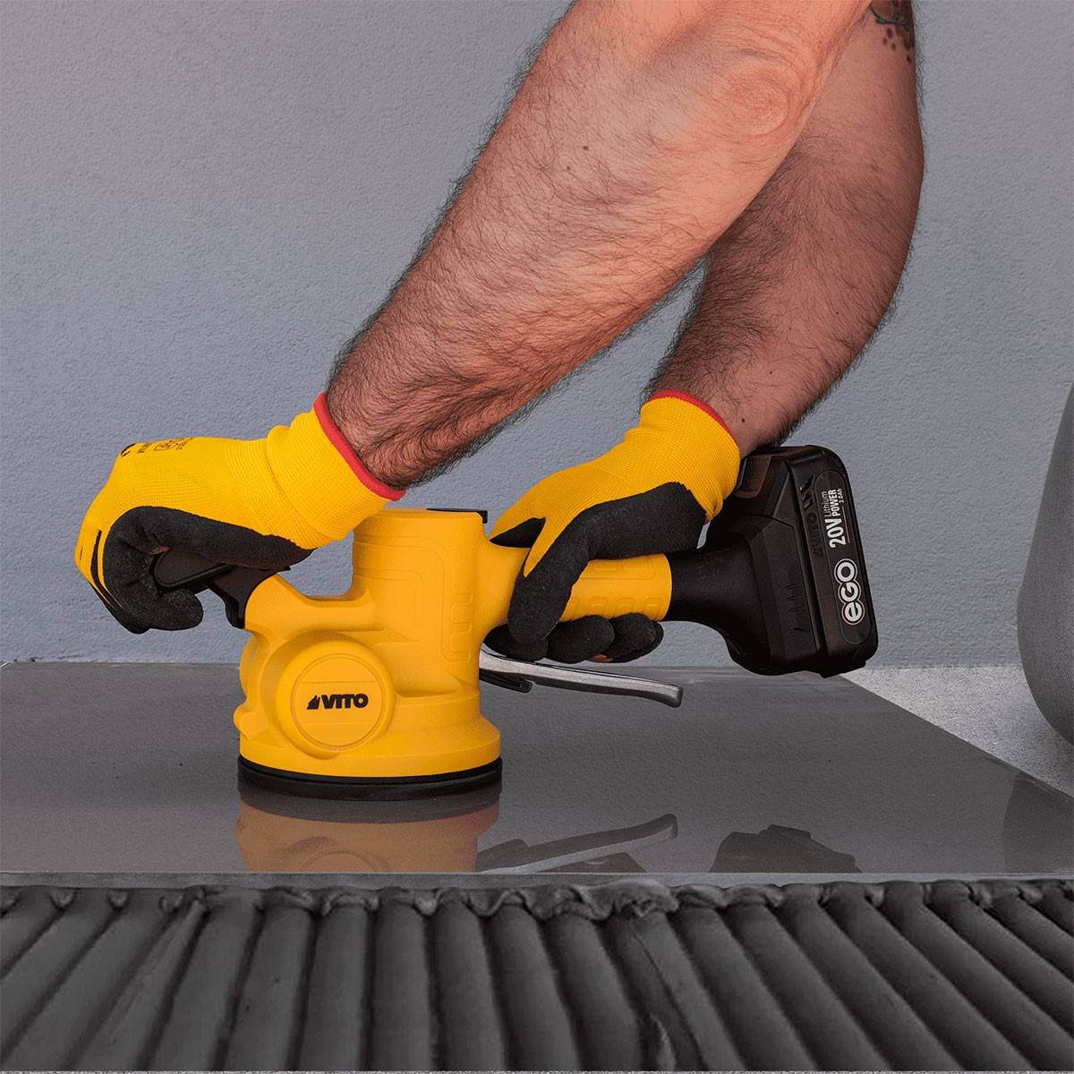 Vito - Ventouse vibrante ⌀130mm Batterie Lithium 20V-2Ah Carrelage Charge 50Kg 6 vitesses + Chargeur VITO - Imagen 3