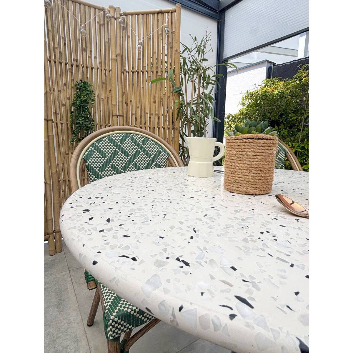 Table de Jardin Ronde en Terrazzo "Bistro" 60cm Blanc - Image 3