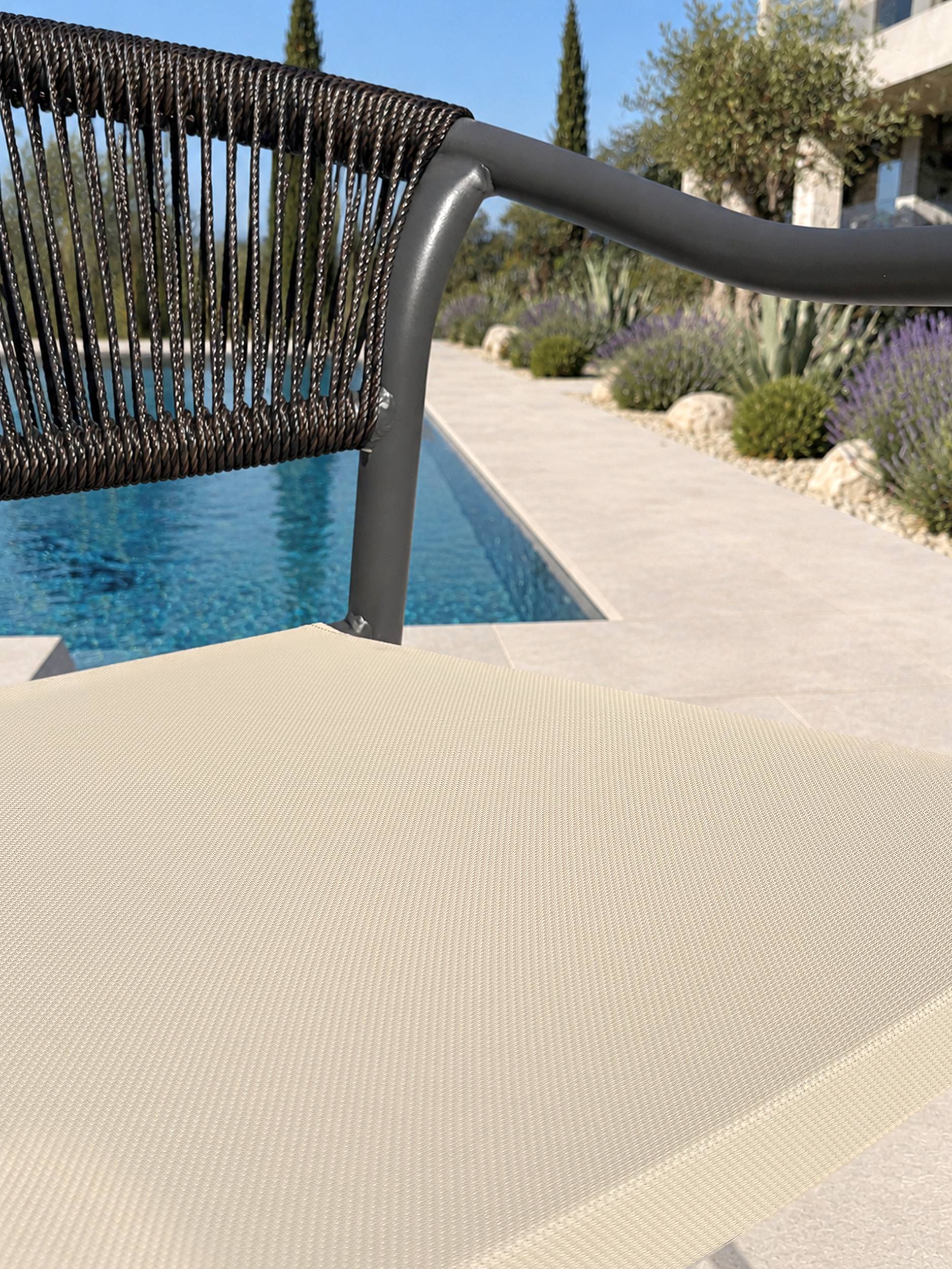 Dcb Garden - Ensemble repas de jardin 4 places en alu - Gris anthracite - TONGA - Image 10