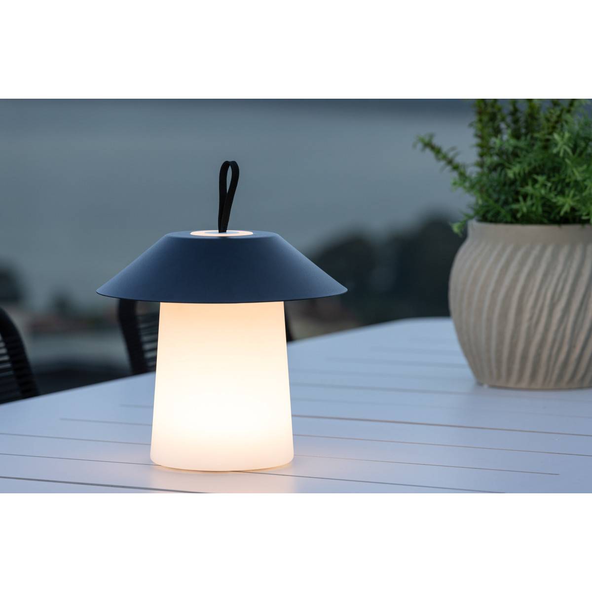 Paris Prix - Lampe à Poser d'Extérieur LED "Rubu" 26cm Noir - Image 5
