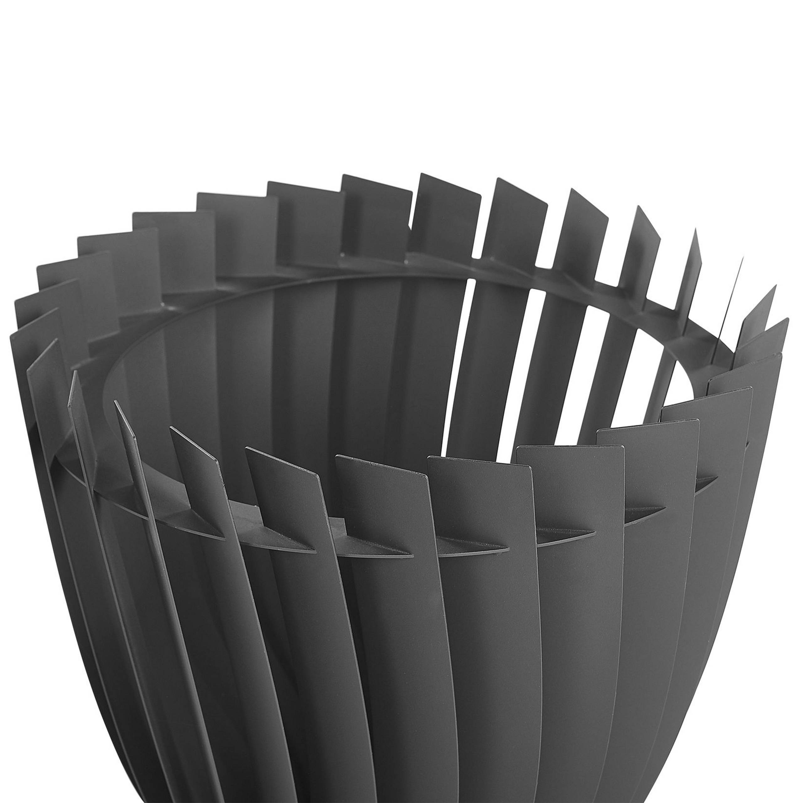 Beliani - Braséro Design au Charbon Chauffage Extérieur en Acier Noir Très Décoratif et Elégant Idéal pour Extérieurs Modernes et Industriels Beliani - Imagen 5