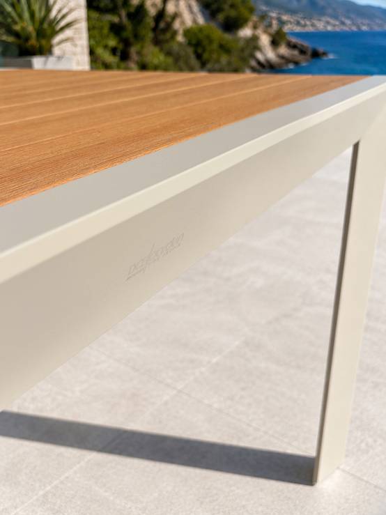Dcb Garden - Table de jardin 4 places en alu plateau polywood aspect bois - Grège - TONGA - Image 3