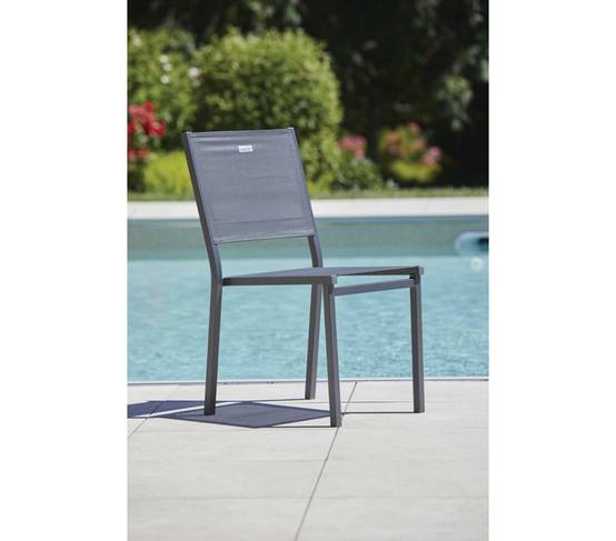 Ensemble table et chaises de jardin 8 places Chêne doré et Nuit TIMOREUR - Imagen 3