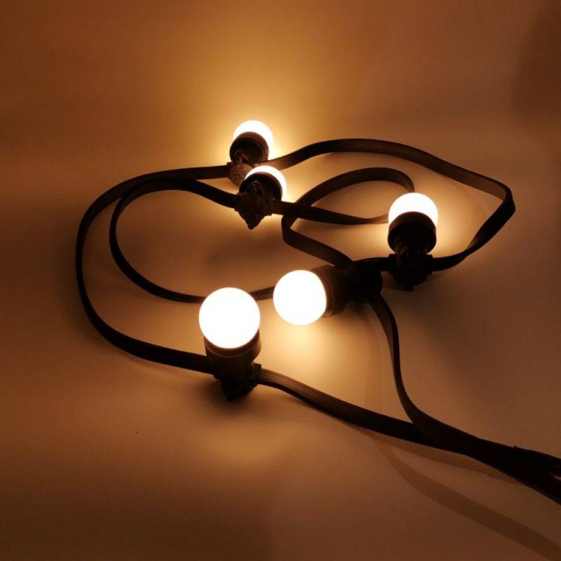 Guirlande Guinguette 100 mètres 100 ampoules blanc chaud opaque 2W E27 IP65 Riviera PRO Connect - Image 1