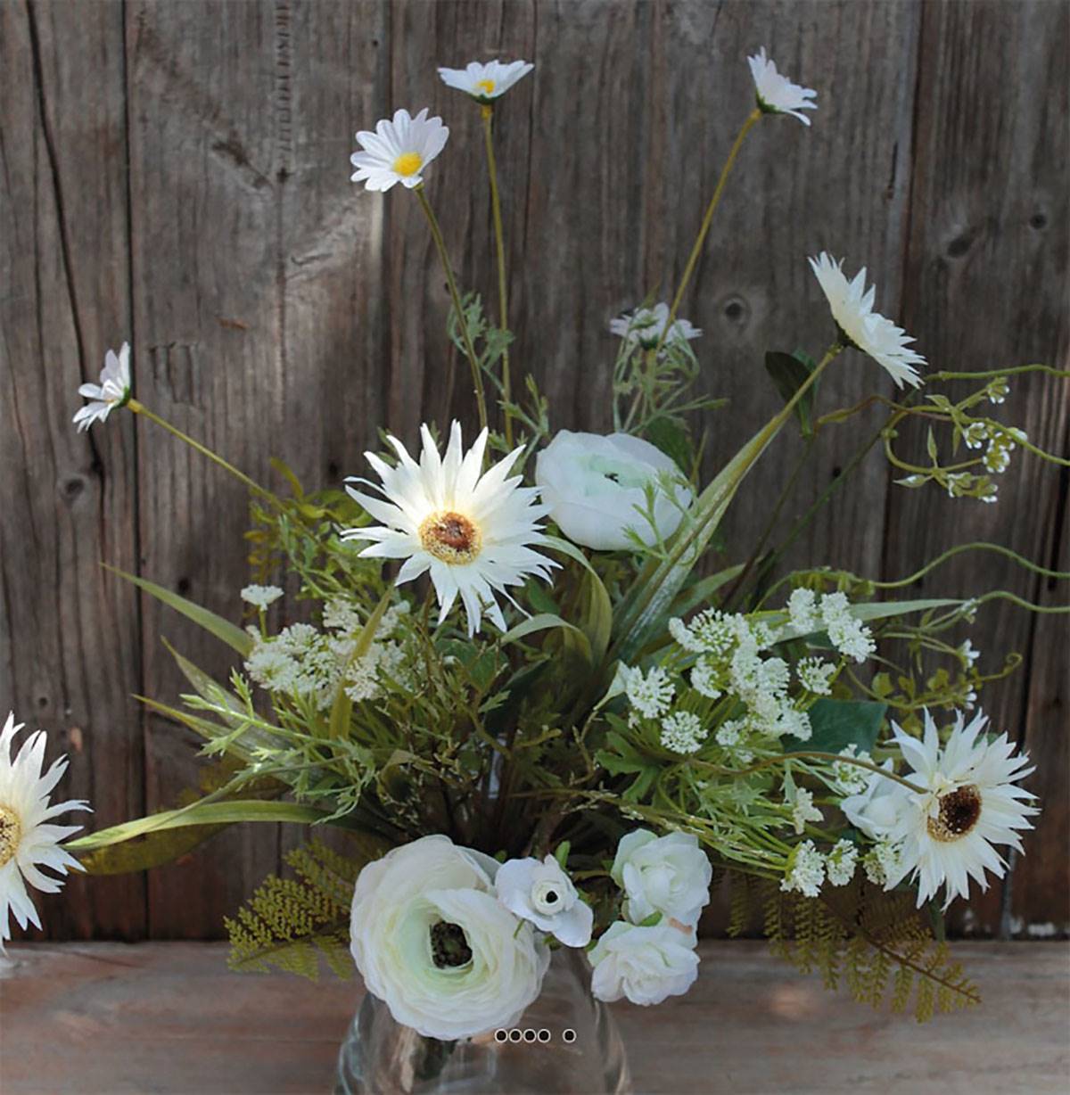 Artificielles - Joli bouquet de gerberas et de renoncules artificiels H 45 cm Crème - couleur: Crème - Imagen 3