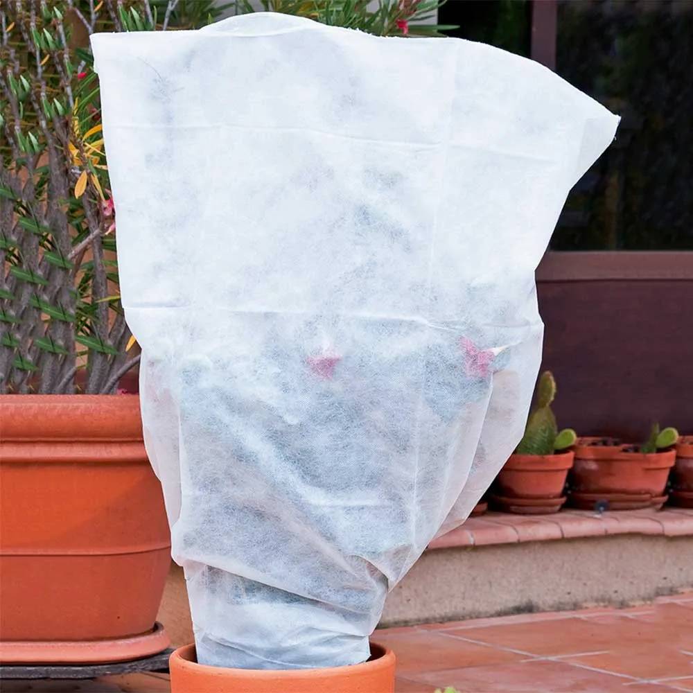 Couverture végétale non tissée 1x1,5m protection plantes - Image 3
