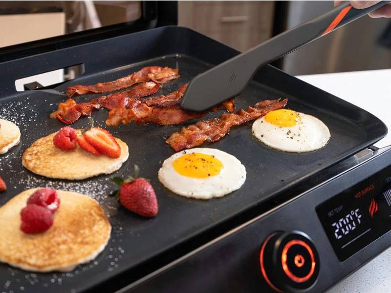 Blackstone - Plancha électrique Blackstone 17 pouces (43cm) avec 1 brûleur et couvercle en verre - Image 4