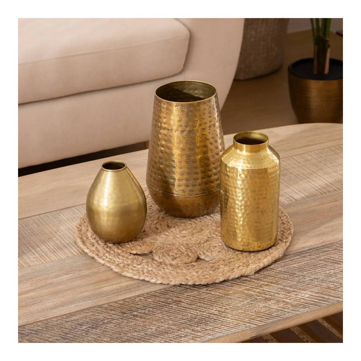 Atmosphera - Vase "Oasis" métal martelé doré H23cm - Atmosphera Créateur d'intérieur - Image 2