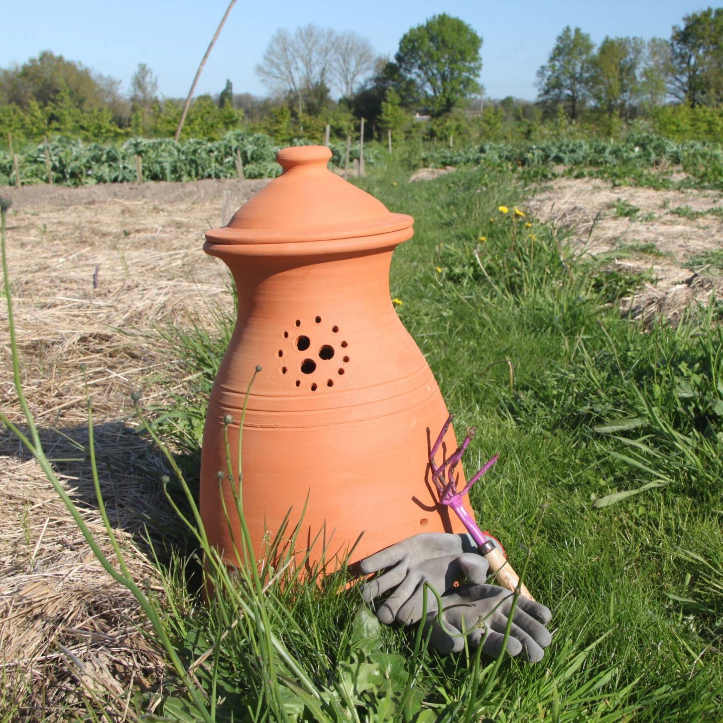 Ollas Lutton - Le Pure Garden : Le Composteur Écologique et Pratique pour Votre Jardin - Image 2